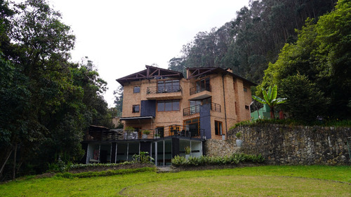 Casa En Arriendo, En Reserva Forestal Norte De Bogotá Colombia