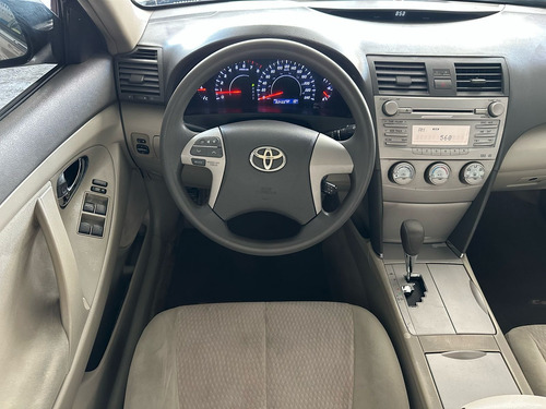 Toyota Camry 2.5 Le L4 Aa Ee At