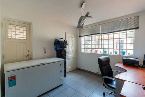 Casa En Venta 3 Dormitorios Cura Oroño Hospitales