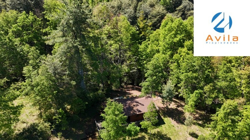 Caburgua Parcela De 5.037m2 Con Casa 3 D 1 B, Cod.vtap198