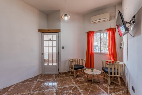 Venta En Block De Dos Departamentos De 2 Ambientes Sobre Lote 350 M2 En General Rodriguez