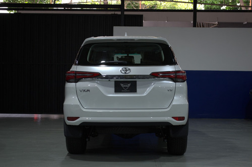 Toyota Fortuner Vxr 2025