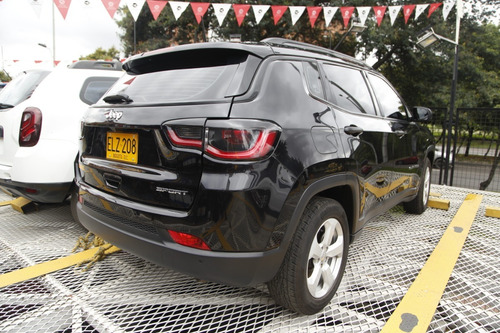 Jeep Compass Sport 2.4cc 4x2 Mt