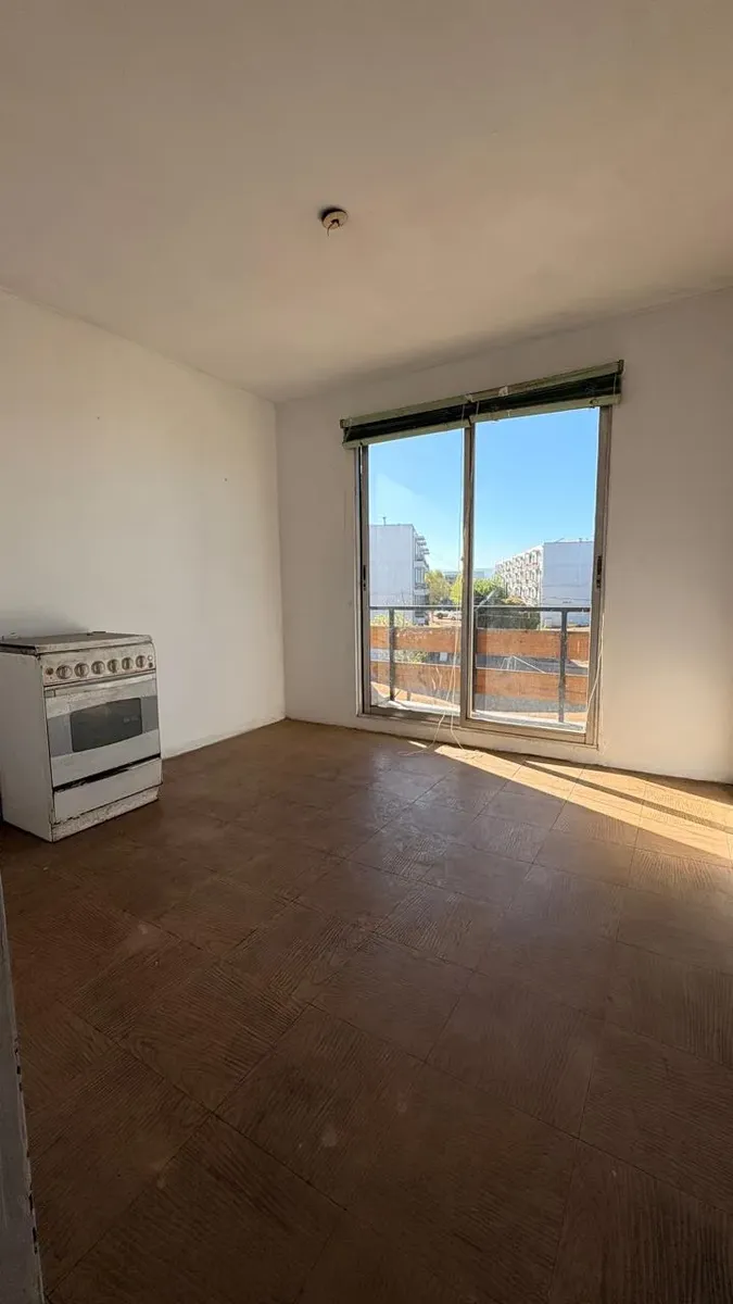 Imagen 5 de 8 de Venta Depto. Kpd En Excelente Sector De Miraflores Alto