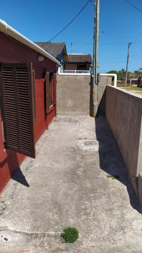 Imagen 3 de 8 de Venta O Permuta 2 Casas Barra Del Chuy