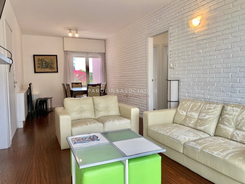 Departamento 2 Dormitorios, Mansa, Punta Del Este - Ref: 1967