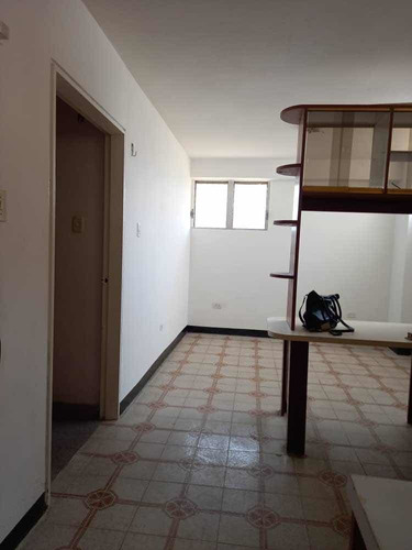 Imagen 4 de 8 de Alquilo Excelente Apto Sector Pozuelos Plc