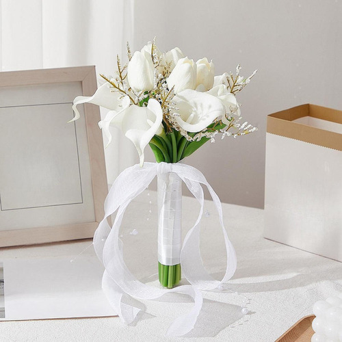 Buquê De Noiva De Casamento Flor De Dama Com Tulipa 22x29cm