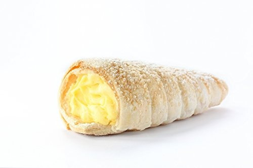 Los Moldes Del Rollo Del Pastel Del Cuerno De La Salsa De La