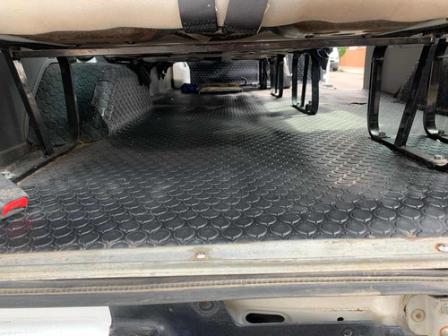 Nissan Urvan 2.5 15 Pas Amplia Aa Mt