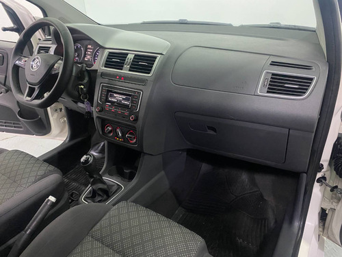 Imagen 11 de 17 de Volkswagen Suran 1.6 Comfortline L15 2017-imolaautos