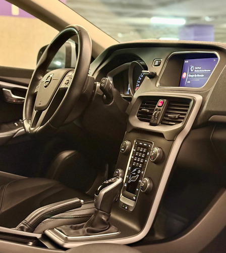 Volvo V40 1.5 Addition T3 A/T