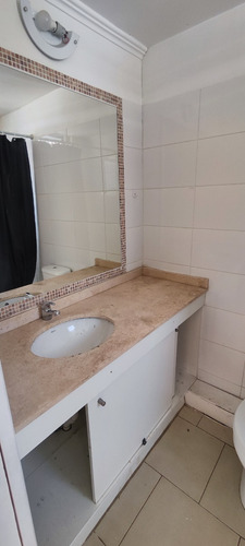 Arriendo Depto. Limache, Calle Principal, G. Com. Incluidos