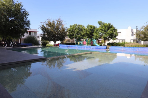 Imagen 23 de 30 de Casa En Venta En La Toscana Zona Real