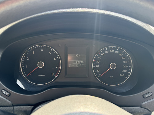 Volkswagen Jetta 2.5 Style Active Mt