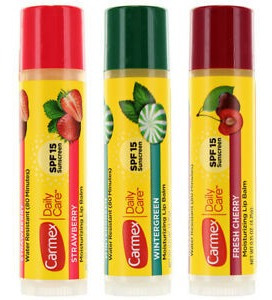 Imagen 2 de 2 de Carmex Spf15 Moisturizing Flavored Lip Balm X 3 Barra