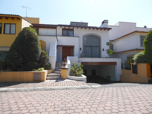 Imagen 1 de 10 de Casa En Venta Y Renta En Colinas Del Bosque
