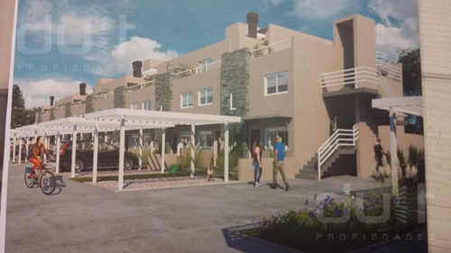 Imagen 21 de 24 de Venta De Duplex 2 Dormitorios En B° San Fernando - Complejo Cerrado