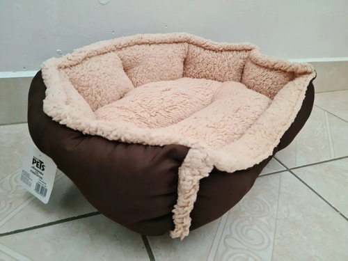 Imagen 3 de 6 de Cama Para Perro O Gato Maltes Med De Lujo Economica 53x44x20