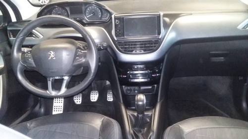 Imagen 6 de 9 de Peugeot 208 Feline Full Modelo (2013)