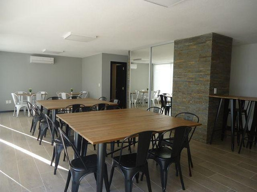 Apartamento Proximo A Rambla!!