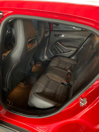 Mercedes-Benz Classe GLA 1.6 Advance Turbo Flex 5p