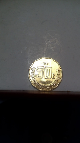 Imagen 3 de 8 de Moneda De 50 Centavos Mx Fecha Mal Acuñada (1598)