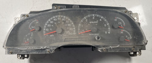 2000-2002 Ford Expedition A/t Cluster Speedometer Xl3f-1 Ggs