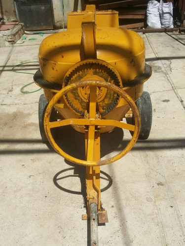 Imagen 2 de 4 de Trompo Mezclador Illiano