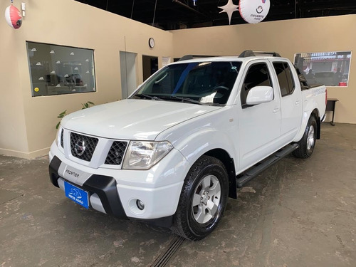 Imagem 2 de 9 de Nissan Frontier Xe 2.5 Branco 2013