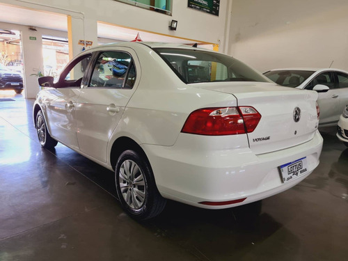 Imagem 5 de 9 de Volkswagen Voyage 1.6 Msi Totalflex Trendline 4p Manual