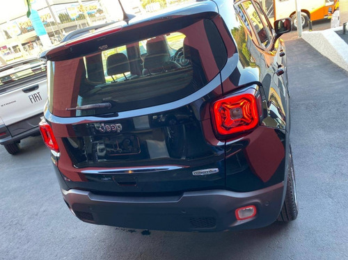 Imagem 8 de 15 de Jeep Renegade 1.8 16v Flex Longitude 4p Automático