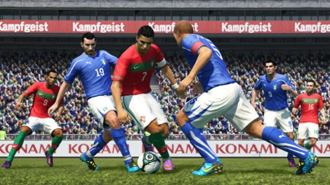 Pro Evolution Soccer 2011 - Game Fisico Ps3