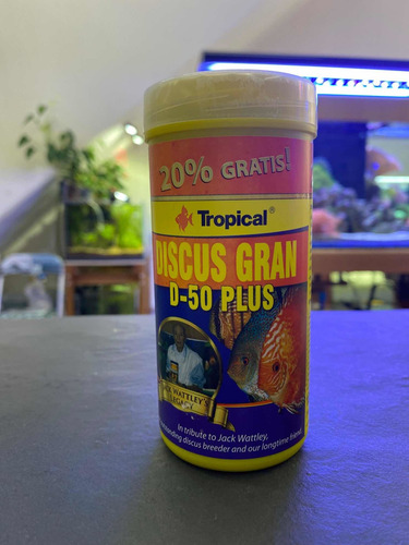 Imagem 2 de 6 de Ração Tropical Discus Gran D-50 Plus 110g Peixe Acará Disco
