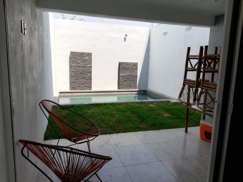 Imagen 18 de 19 de En Venta Linda Casa De 2 Niveles Con Alberca Y Jardin En Colonia Cuautlixco Cerca Del Centro De Cuautla