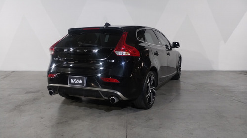 Volvo V40 2.0 R-DESIGN T5