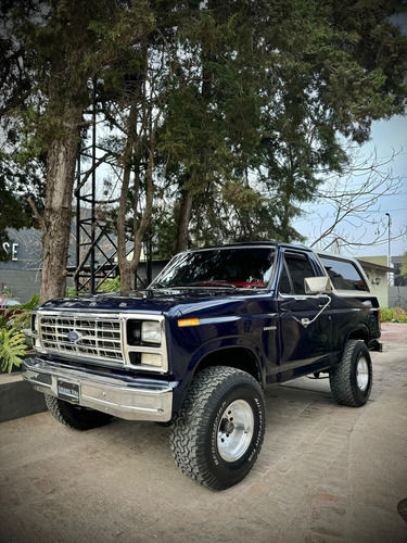 Ford Bronco V8 302