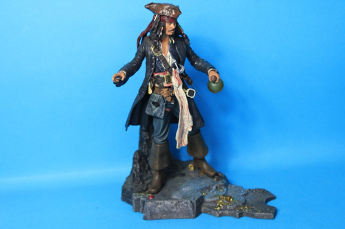 Capt Jack Sparrow Pirates Of The Caribbean Neca Brazos Rotos (Usado)