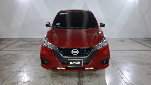 Nissan March 1.6 Sense