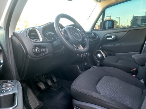 Imagem 8 de 10 de Jeep Renegade 1.8 16v Flex 4p Manual