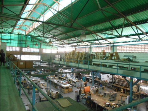 Imagen 16 de 24 de Galpon En Venta, Zona Industria La Lebrum, Av. Francisco De Miranda, Municipio Sucre