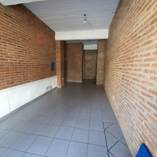 Imagen 2 de 30 de Muy Buena Casa + Dos Locales - Villa Rosas