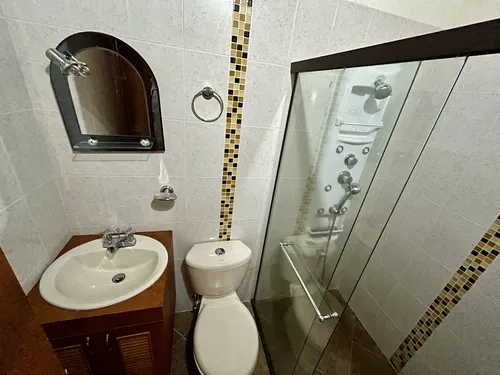 Finca Exclusiva En San Jerónimo Con Piscina Y Amplios Espacios