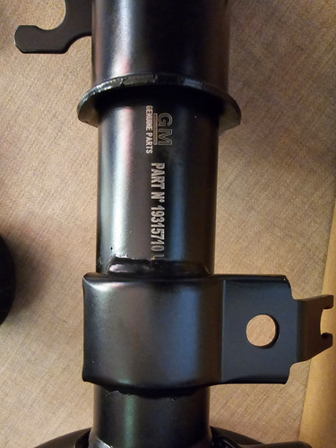 Amortiguador Derecho Del. De Gas Aveo 1.6l Gm 2011