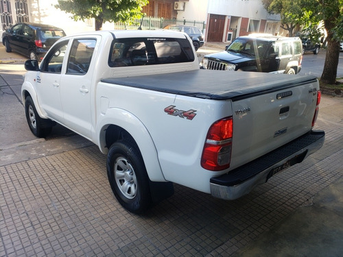 Toyota Hilux 3.0 Cd Sr 171cv 4x4 - C3 2015