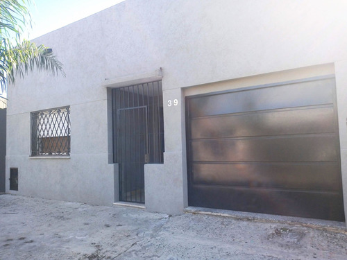 Venta Casa 5 Amb Con Cochera Y Patio Don Bosco