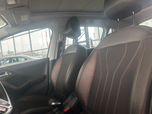 Peugeot 2008 SPORT 1.6 THP TIPTRONIC