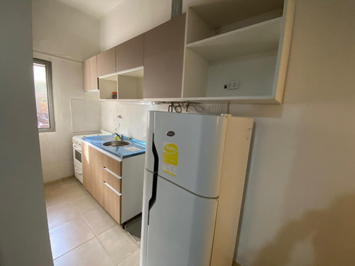 Casa En Córdoba · 3 Departamentos · Cerca De La Utn · Cochera · Pileta · Amoblado · Reciclado · Excelente Inversión