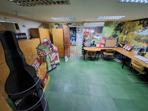 Imagen 2 de 13 de Edificio Comercial En Alquiler#23-14967# Veronica Martinez Rent-a-house