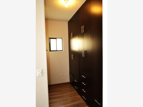 Imagen 3 de 10 de Casa Sola En Venta Zona Plateada